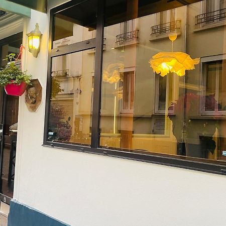 Amadeus Hotel Париж Экстерьер фото