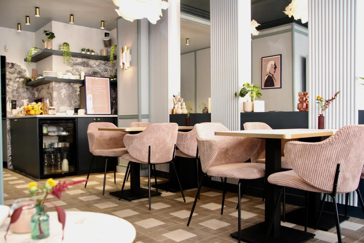 Amadeus Hotel Париж Экстерьер фото