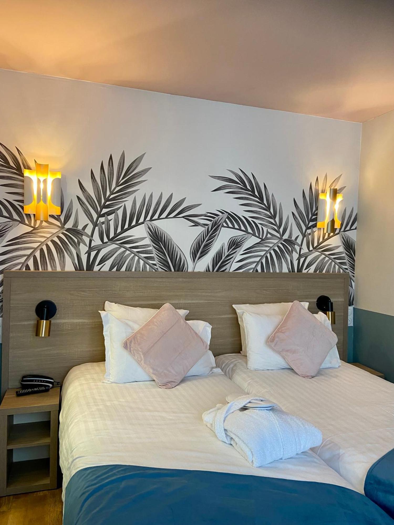 Amadeus Hotel Париж Экстерьер фото