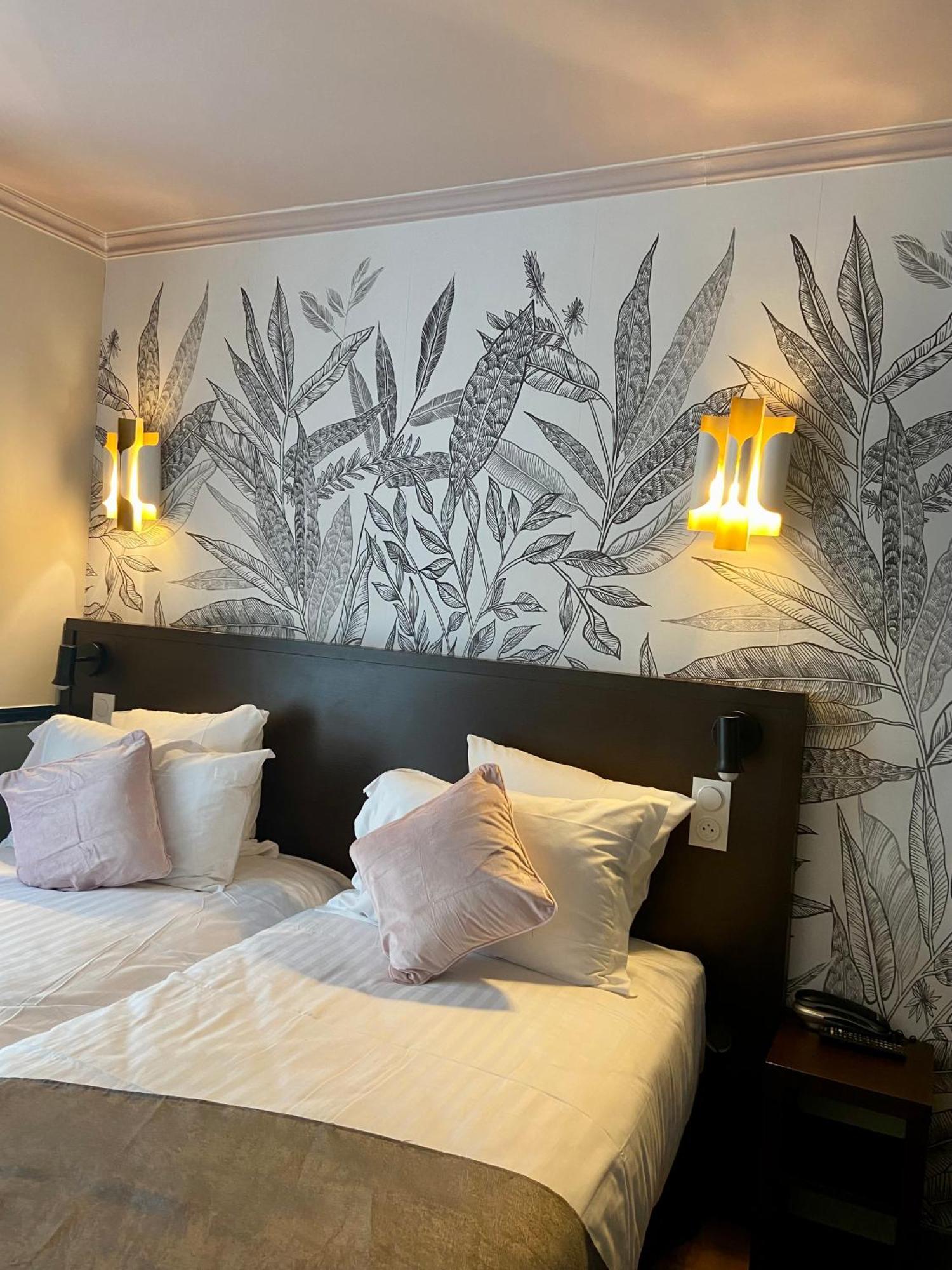 Amadeus Hotel Париж Экстерьер фото