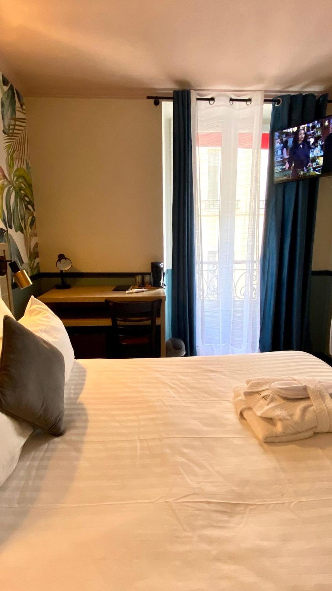 Amadeus Hotel Париж Экстерьер фото