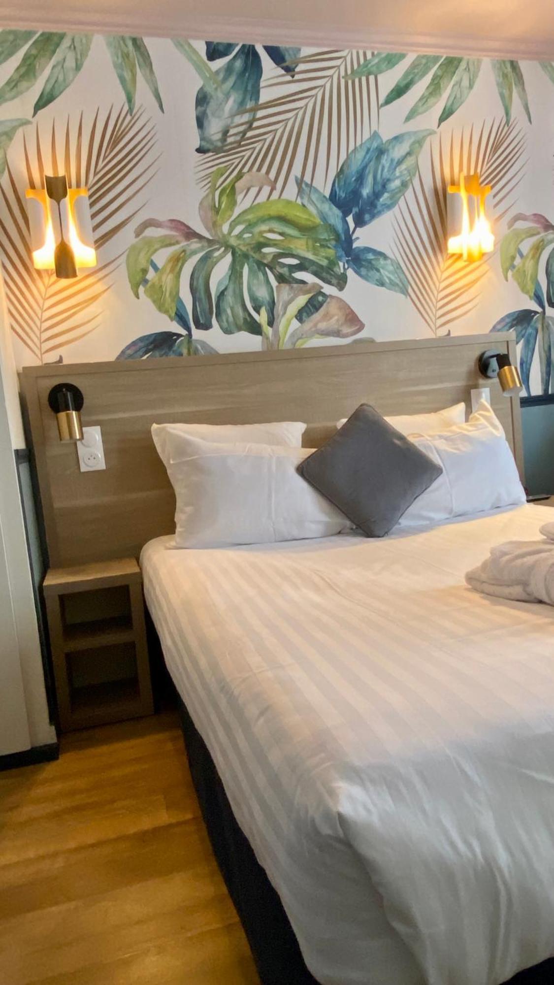 Amadeus Hotel Париж Экстерьер фото