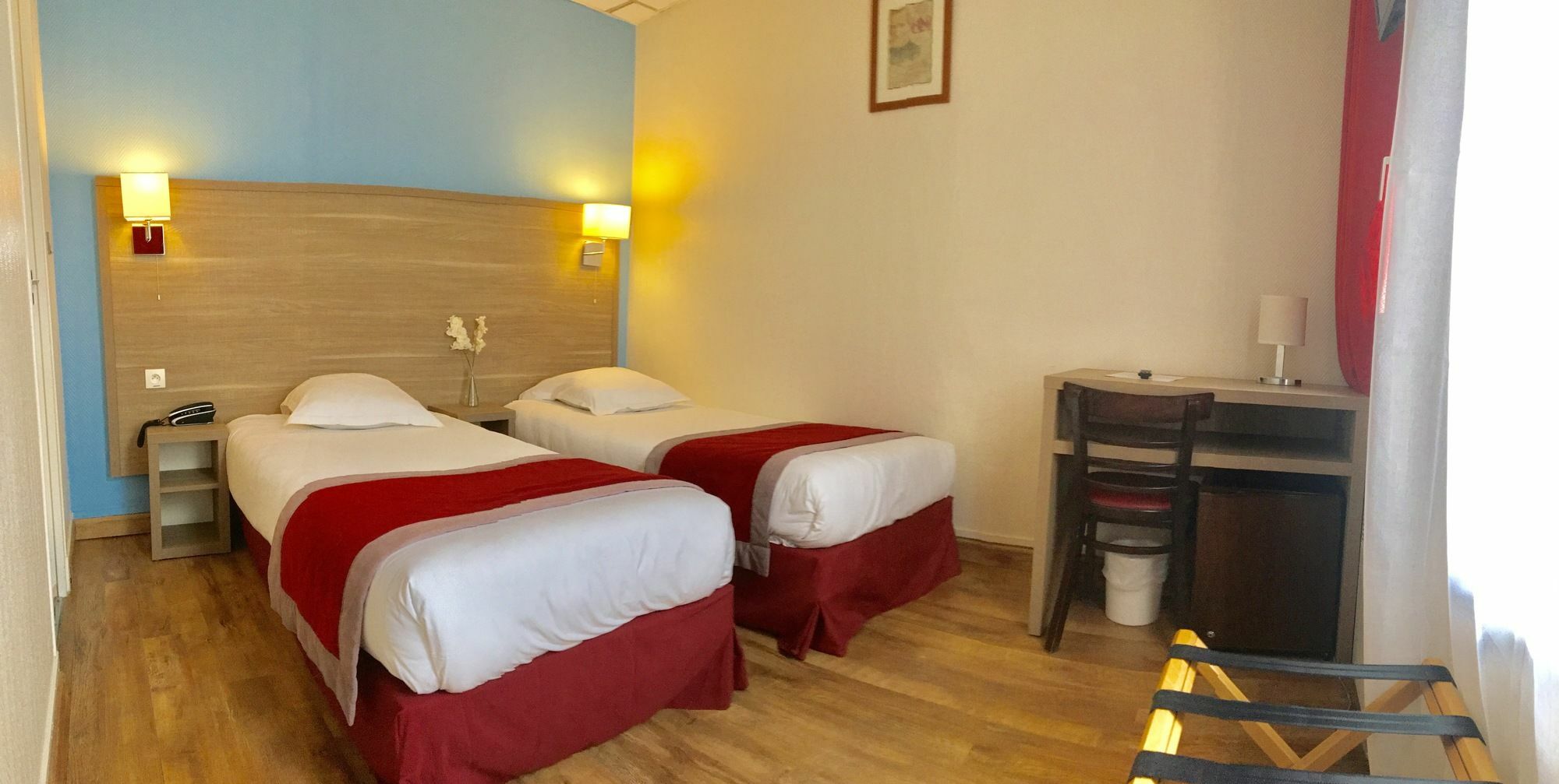 Amadeus Hotel Париж Экстерьер фото